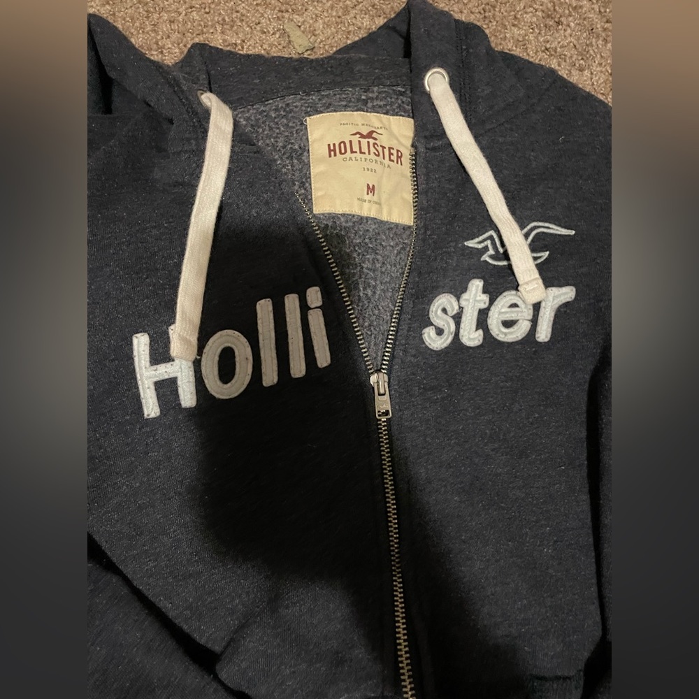 Navy blue hollisterr zip up 💙